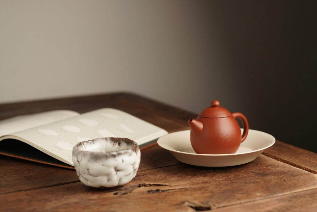 How to Judge a Teapot Like a Yixing Local